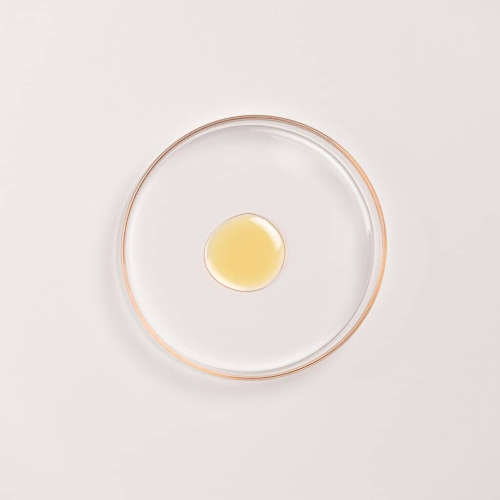 Kesaradi Napi Ragyogást Adó Arcolaj (Kesaradi Daily Glow Face Oil)