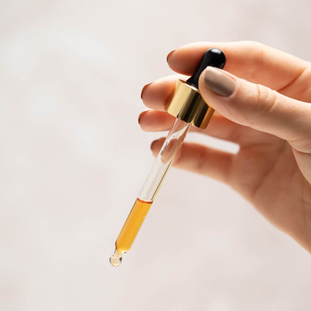 Kesaradi Napi Ragyogást Adó Arcolaj (Kesaradi Daily Glow Face Oil)